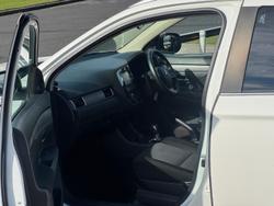 2016 Mitsubishi Outlander LS