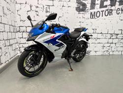 2026 Suzuki Gixxer SF 250 Gixxer White