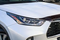 2023 Toyota Kluger Grande