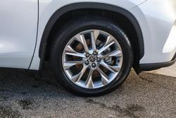 2023 Toyota Kluger Grande