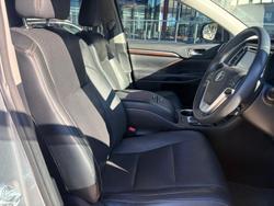 2016 Toyota Kluger Grande