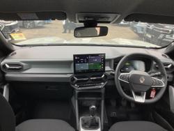 2025 Renault Duster Evolution