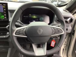 2025 Renault Duster Evolution