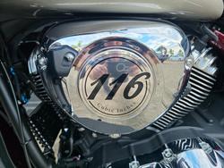 2025 Indian ROADMASTER CLASSIC MAROON
