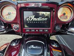 2025 Indian ROADMASTER CLASSIC MAROON
