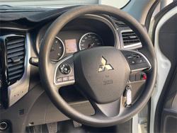 2017 Mitsubishi Triton GLX