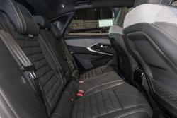 2025 Peugeot 3008 GT Premium Hybrid