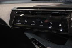 2025 Peugeot 3008 GT Premium Hybrid