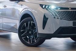 2025 Peugeot 3008 GT Premium Hybrid