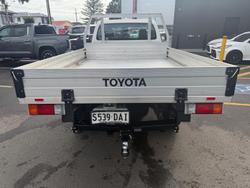 2023 Toyota Hilux SR