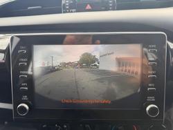 2023 Toyota Hilux SR