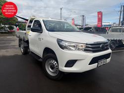 2023 Toyota Hilux SR