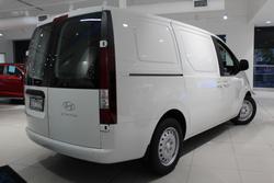 2026 Hyundai STARIA LOAD