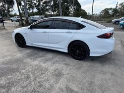 2018 HOLDEN COMMODORE RS