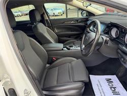 2018 HOLDEN COMMODORE RS