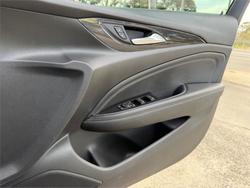 2018 HOLDEN COMMODORE RS