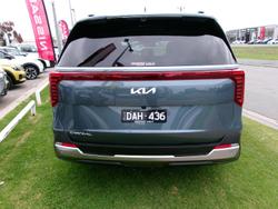 2024 Kia Carnival GT-Line