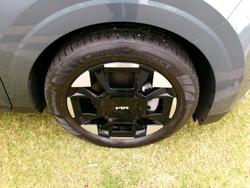 2024 Kia Carnival GT-Line