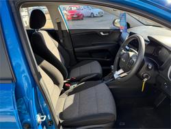 2024 KIA STONIC S