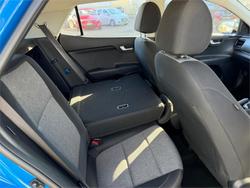 2024 KIA STONIC S