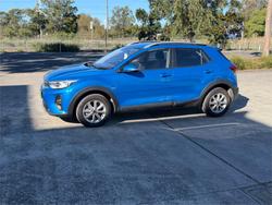 2024 KIA STONIC S
