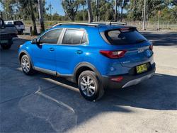2024 KIA STONIC S