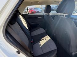 2022 KIA STONIC S