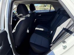 2022 KIA STONIC S