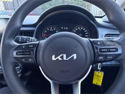 2022 KIA STONIC S