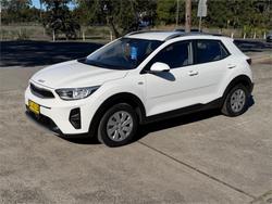 2022 KIA STONIC S