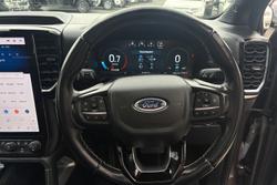 2022 Ford Everest Platinum