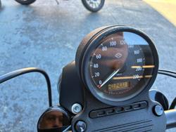2019 HARLEY-DAVIDSON XL883N IRON 883 BLACK