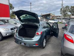 2011 Mazda 3 Neo