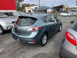 2011 Mazda 3 Neo