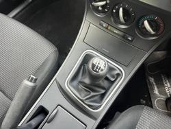 2011 Mazda 3 Neo