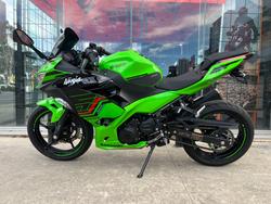 2023 Kawasaki NINJA 400 KRT INSPIRED CG GREEN
