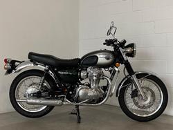 Kawasaki W800