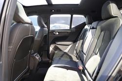 2024 Volvo EX40 Black Edition