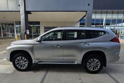 2023 Mitsubishi Pajero Sport GLX