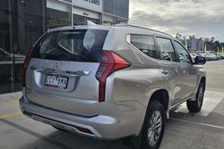 2023 Mitsubishi Pajero Sport GLX