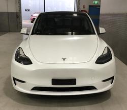 2022 Tesla Model Y Rear-Wheel Drive