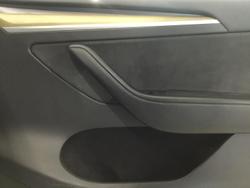 2022 Tesla Model Y Rear-Wheel Drive