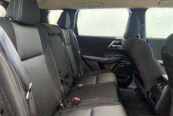 2025 Mitsubishi Outlander ES