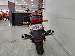 2019 Royal Enfield INTERCEPTOR 650 CLASSIC Red