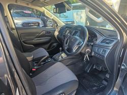 2022 Mitsubishi Triton GLX