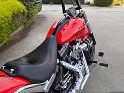2017 HARLEY-DAVIDSON FXSB SOFTAIL BREAKOUT Orange