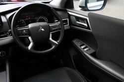 2024 Mitsubishi Outlander LS