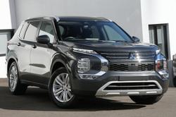 2024 Mitsubishi Outlander LS