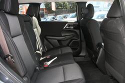 2024 Mitsubishi Outlander LS