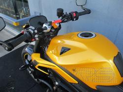 2025 Triumph STREET TRIPLE RS Yellow